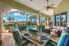 Stunning remodeled electric-heated pool home on Gulf Access Canal - Villa Havannah
